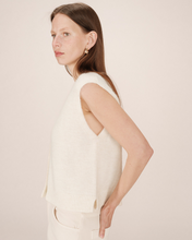 Load image into Gallery viewer, Grace & Mila Knitted Waistcoat - Cream