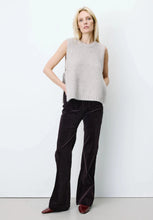 Load image into Gallery viewer, Grace & Mila Argan Sleeveless Sweater