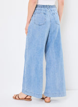 Load image into Gallery viewer, Grace and Mila Pompon Jeans