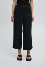 Load image into Gallery viewer, ICHI Cropped Crinkle Trousers - 3 Colours