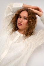 Load image into Gallery viewer, Culture Patty Eyelash Blouse - 2 colours