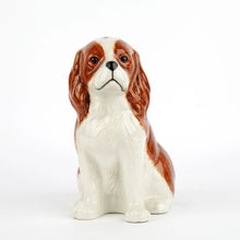 Load image into Gallery viewer, Quail CKC Blenheim Small Flower Vase