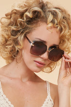Load image into Gallery viewer, Powder Angelina Sunglasses