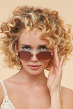 Load image into Gallery viewer, Powder Paige Sunglasses