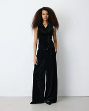 Load image into Gallery viewer, Grace & Mila Benny Velvet Waistcoat - 2 Colours