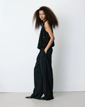 Load image into Gallery viewer, Grace & Mila Becky Sequin Top - 2 Colours
