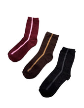 Load image into Gallery viewer, NÜMPH Glitter Socks - 2 Designs