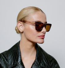 Load image into Gallery viewer, A. KJAERBEDE Nancy Sunglasses - 3 Colours
