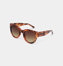 Load image into Gallery viewer, A. KJAERBEDE Lilly Sunglasses - Havana