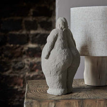 Load image into Gallery viewer, Abigail Ahern Rustic Victoria Sculpture