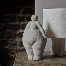 Load image into Gallery viewer, Abigail Ahern Rustic Victoria Sculpture