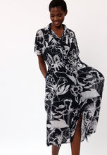 Load image into Gallery viewer, Religion Noble Shirtdress - 2 Colours