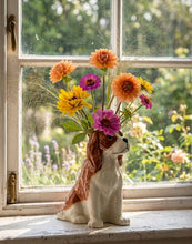 Load image into Gallery viewer, Quail CKC Blenheim Small Flower Vase
