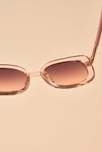 Load image into Gallery viewer, Powder Paige Sunglasses
