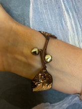 Load image into Gallery viewer, Bronze &amp; Peach Lotus Leaf Beaded Bracelet
