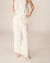 Load image into Gallery viewer, Grace &amp; Mila Piccoli Embroidered Trousers
