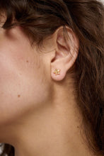 Load image into Gallery viewer, Tutti Cosma Earrings - Silver &amp; Gold
