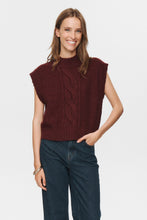 Load image into Gallery viewer, NÜMPH Caly Knitted Vest
