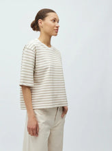Load image into Gallery viewer, mbyM Betsy Stripe Top

