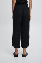 Load image into Gallery viewer, ICHI Cropped Crinkle Trousers - 3 Colours
