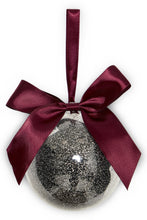 Load image into Gallery viewer, ICHI Sparkly Socks Bauble
