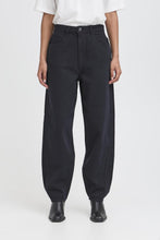 Load image into Gallery viewer, ICHI Hezano Tapered Jeans
