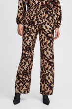 Load image into Gallery viewer, B Young Leo Abstract Print Wide Leg Trousers
