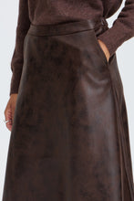 Load image into Gallery viewer, B Young Dimian Faux Leather Skirt
