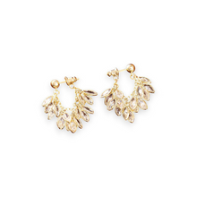 Load image into Gallery viewer, Leaf Drop Chain Earrings - Gold
