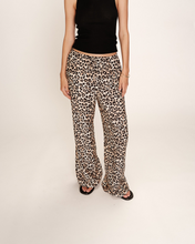 Load image into Gallery viewer, Grace &amp; Mila Rick Leopard Print Trousers
