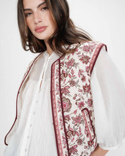 Load image into Gallery viewer, Grace &amp; Mila Viola Cotton Gilet
