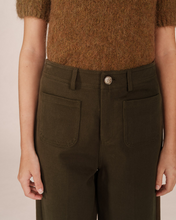 Load image into Gallery viewer, Grace &amp; Mila Twill Cropped Trousers - Khaki
