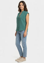 Load image into Gallery viewer, Grace &amp; Mila Wesra Top - 2 Colours
