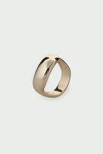 Load image into Gallery viewer, Tutti Wave Ring - Silver &amp; Gold
