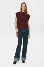 Load image into Gallery viewer, NÜMPH Caly Knitted Vest
