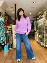Load image into Gallery viewer, Moss Copenhagen Ima Sweatshirt - Violet
