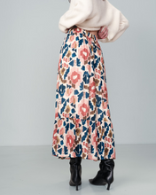 Load image into Gallery viewer, Grace &amp; Mila Nicky Skirt
