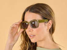 Load image into Gallery viewer, Goodlookers Sun Readers Jordan
