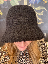 Load image into Gallery viewer, ICHI Boucle Bucket Hat
