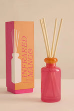 Load image into Gallery viewer, Paddywax Glass Diffuser Hot Pink - Infrared Mango
