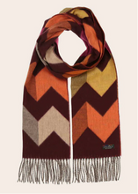 Load image into Gallery viewer, Graphic Zig Zag Pattern Scarf - Brown
