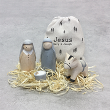 Load image into Gallery viewer, East of India Jesus Mary &amp; Joseph Set
