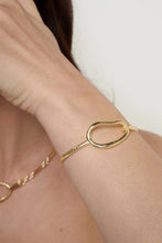 Load image into Gallery viewer, Tutti Birch Bangle Gold
