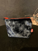 Load image into Gallery viewer, Lua Mini Velvet Purse - 6 Colours
