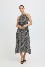 Load image into Gallery viewer, B Young Tropical Leaf Dress - 2 Colours
