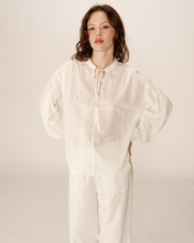 Load image into Gallery viewer, Grace &amp; Mila Persia Blouse
