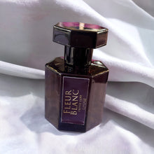 Load image into Gallery viewer, 12 Weston London Fleur Blanc Perfume
