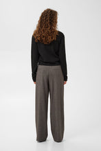 Load image into Gallery viewer, Culture Fay Cardigan - Black

