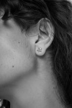 Load image into Gallery viewer, Tutti Cosma Earrings - Silver &amp; Gold
