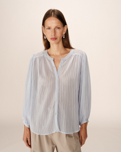 Load image into Gallery viewer, Grace &amp; Mila Poesie Blouse
